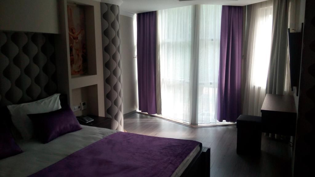 Rey Manes Hotel Salihli Chambre photo